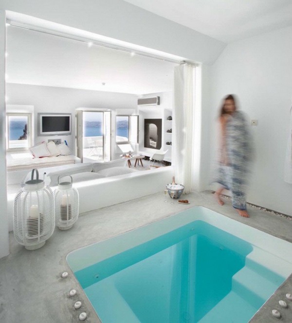 Greek design Living room with pool inside
