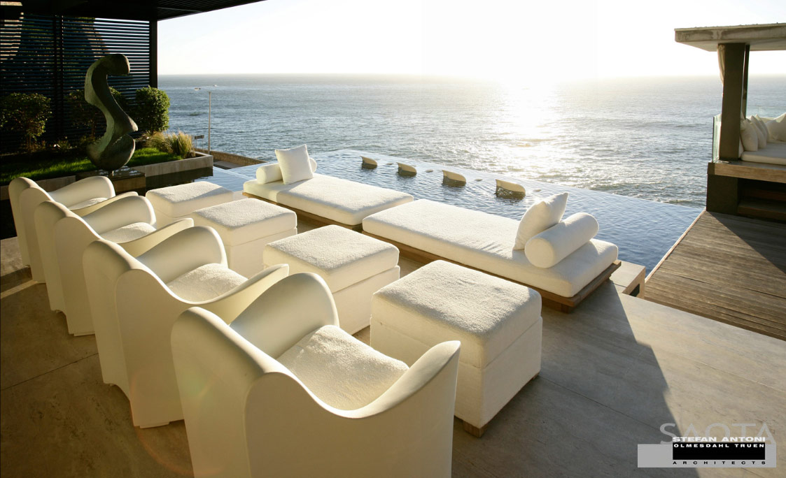 Lounge area with ocean view by Saota Architects