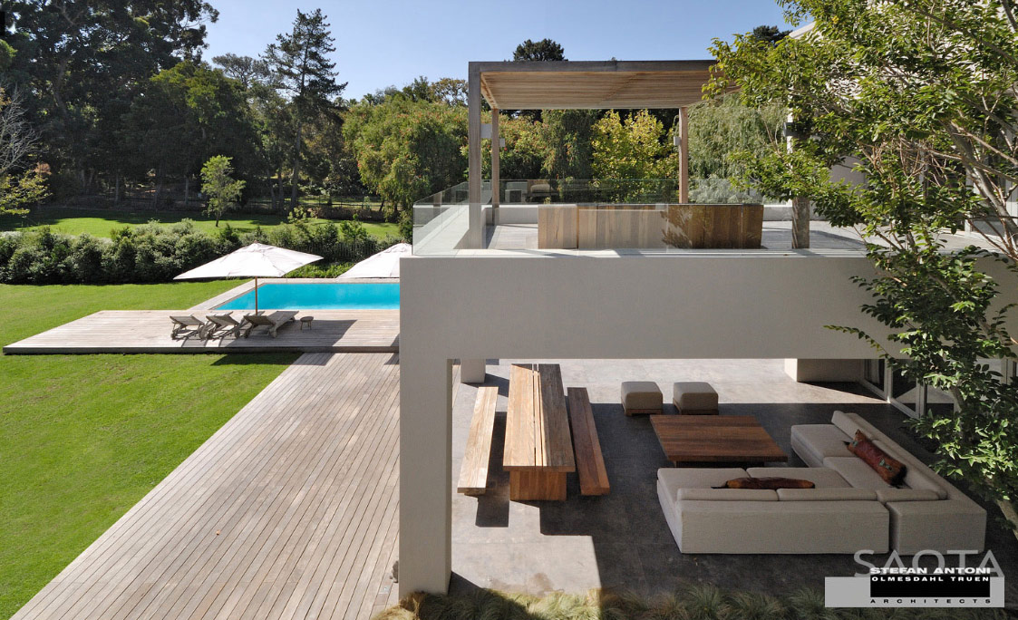 Outdoor Space Designed By Saota Architects.