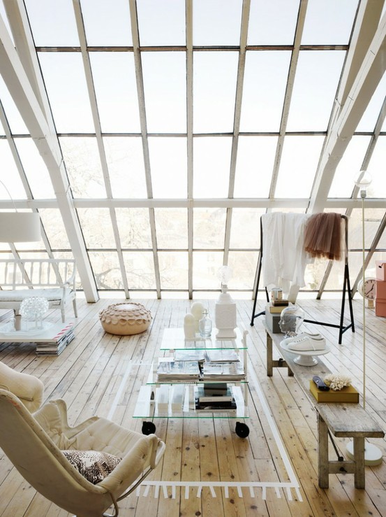 Openspace loft with large windows