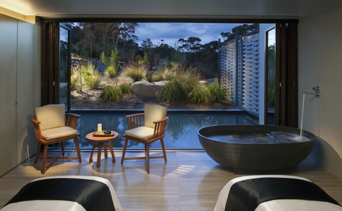 Saffire, luxury coastal sanctuary on Tasmania’ East Coast in Australia
