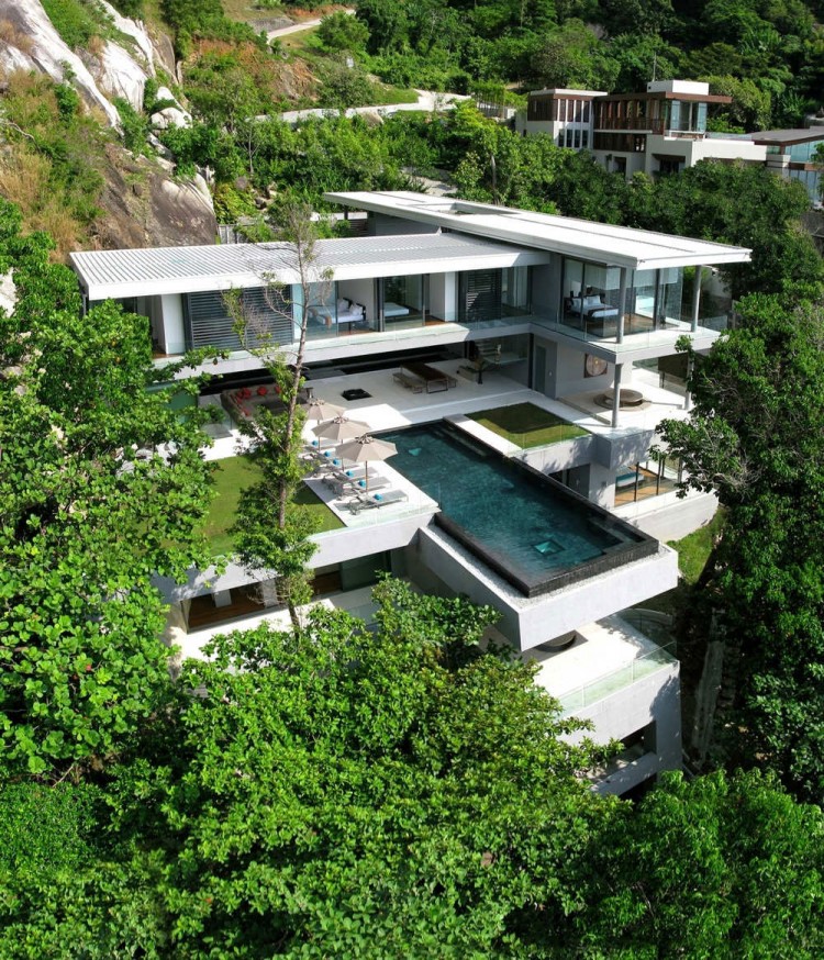 Villa Amanzi, Sumptuous House on the Rocks 01