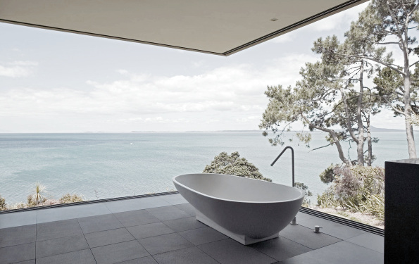 bath-tub-with-view