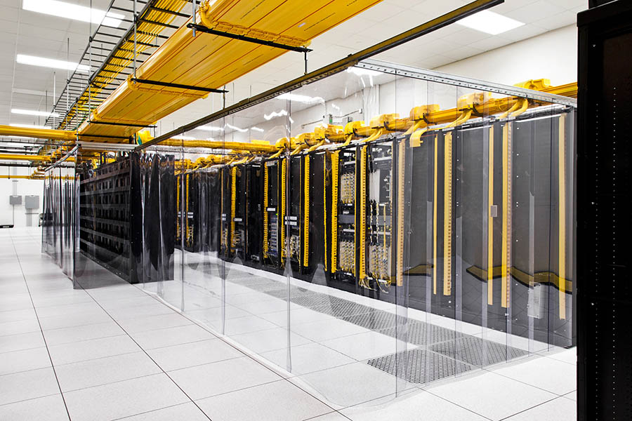 The Insides of Google’s data centers 09