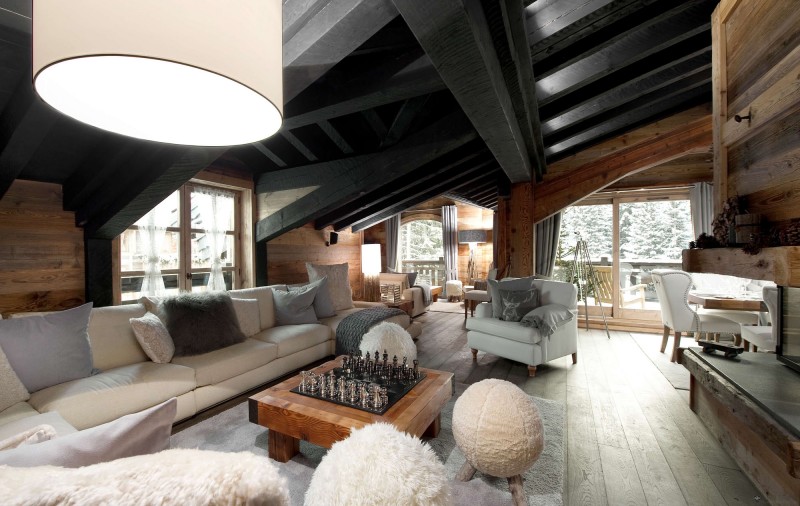 The Petit Chateau, Chalet in Courchevel 01