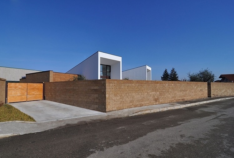 Double house in Civita Castellana by Romano Adolini 11