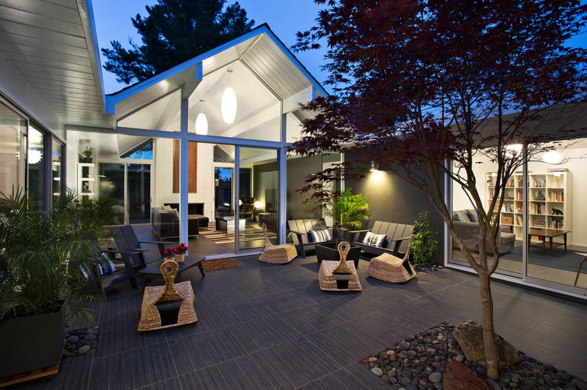 Double Gable Eichler Remodel by Klopf Architecture 02