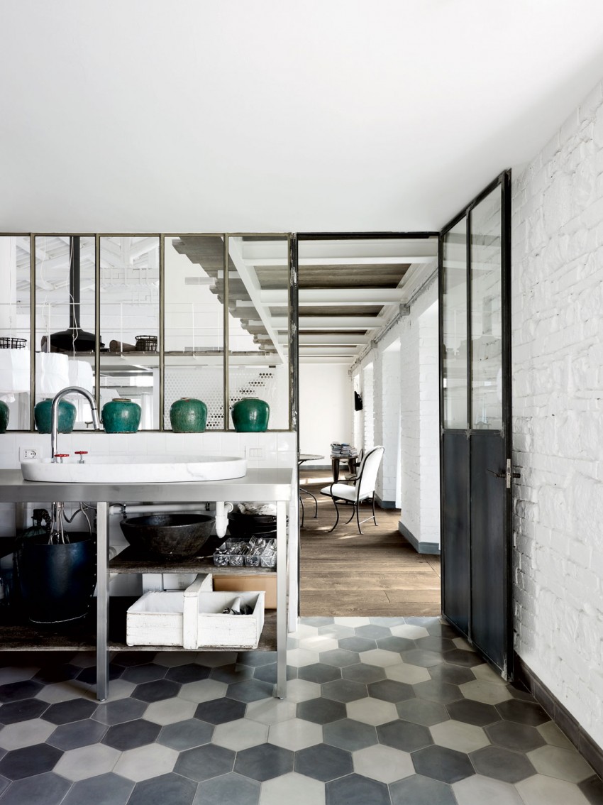Industrial renovation in Umbria by Paola Navone 03