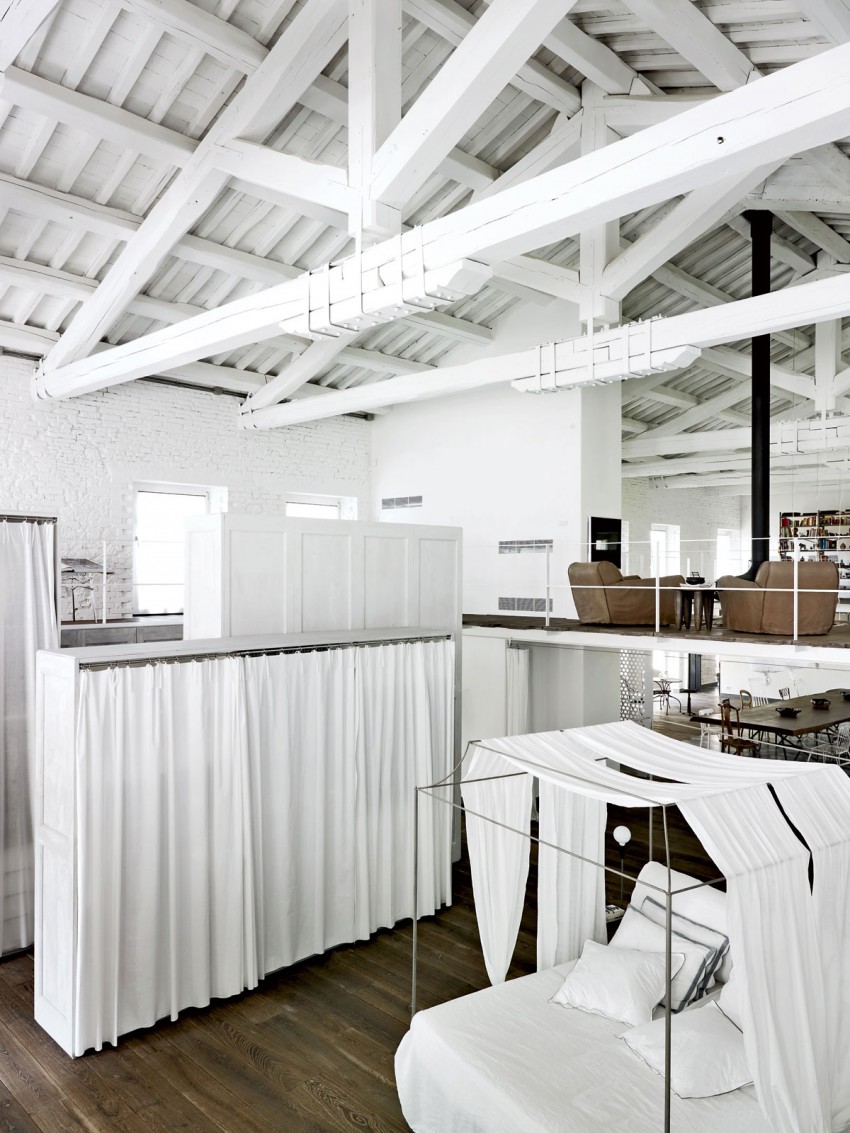 Industrial renovation in Umbria by Paola Navone 07