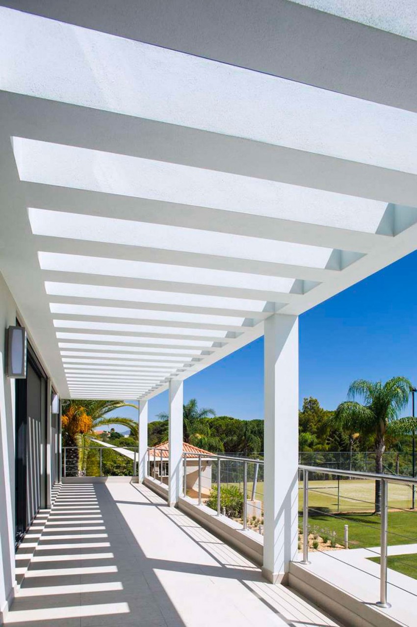 Modern Algarve Villa by Staffan Tollgard Design Group 04