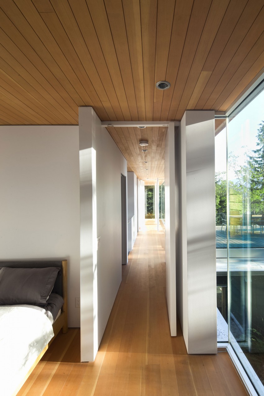 Gambier Island House by Mcfarlane Biggar Architects + Designers 06