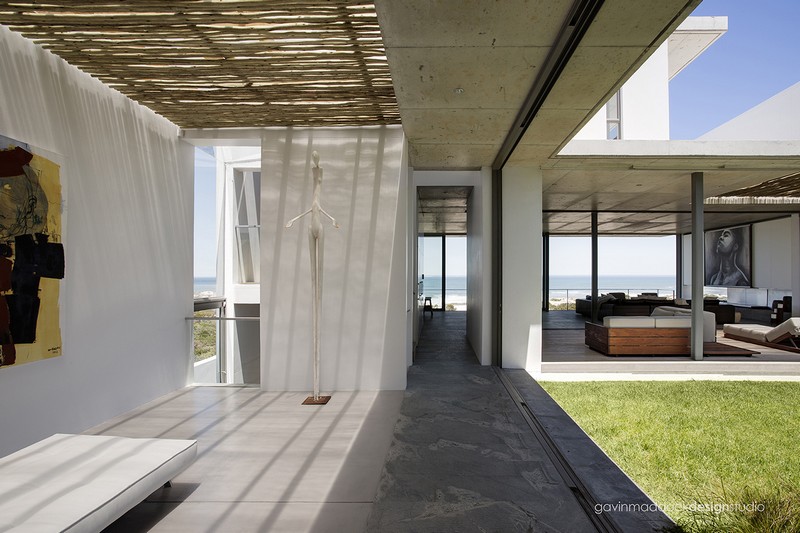 Pearl Bay Residence by Gavin Maddock Design Studio 15