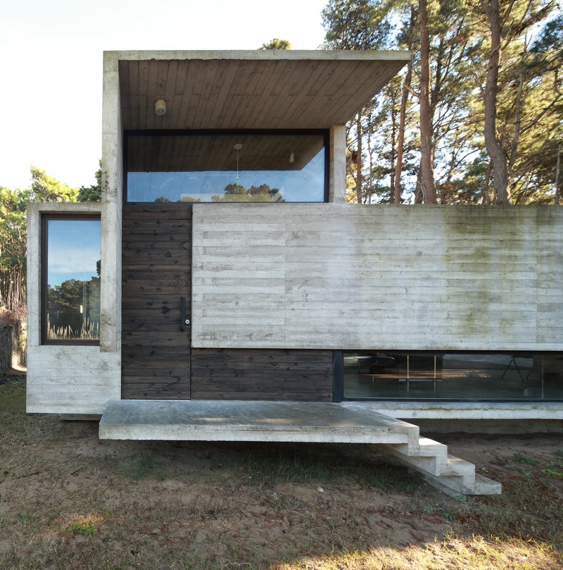 Pedroso House by María Victoria Besonías and Luciano Kruk 22