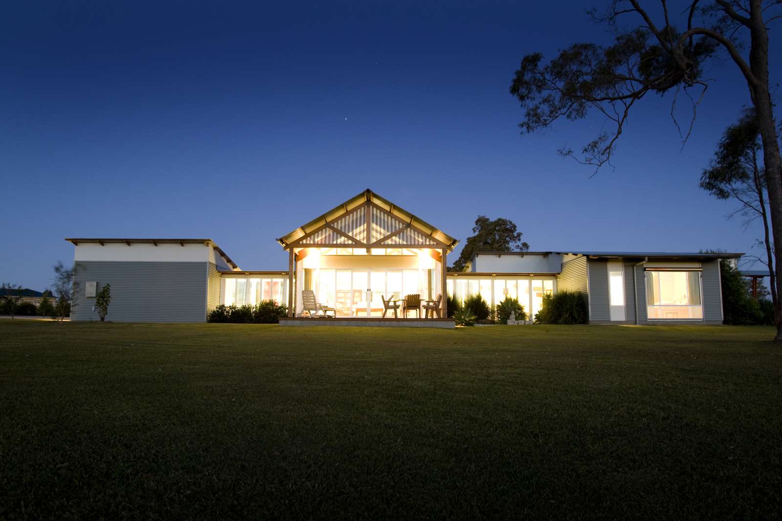 The Farm House by Bleuscape Design & Architecture Services 01