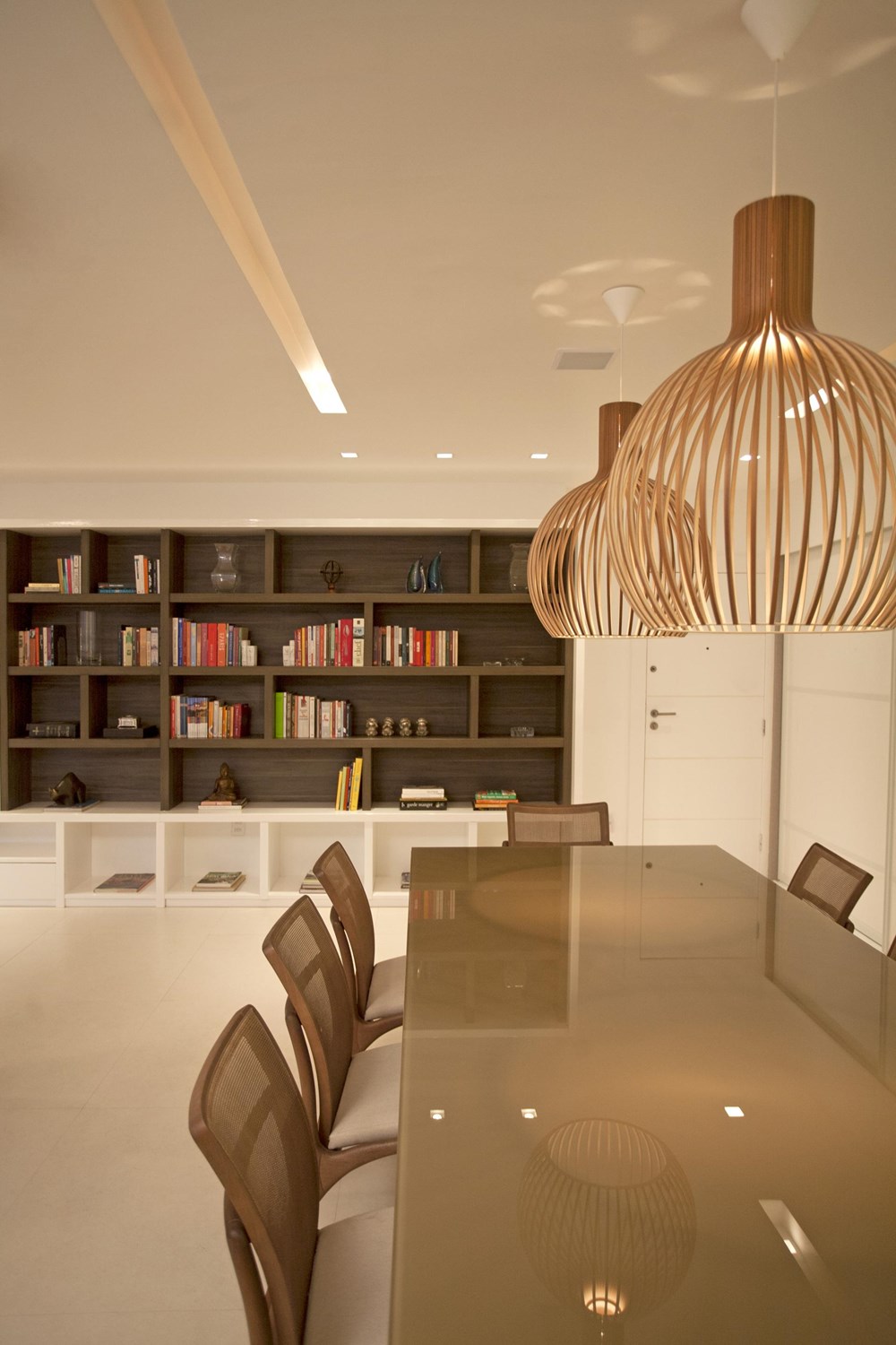 The LRF Apartment by Paula Martins Arquitetura 06