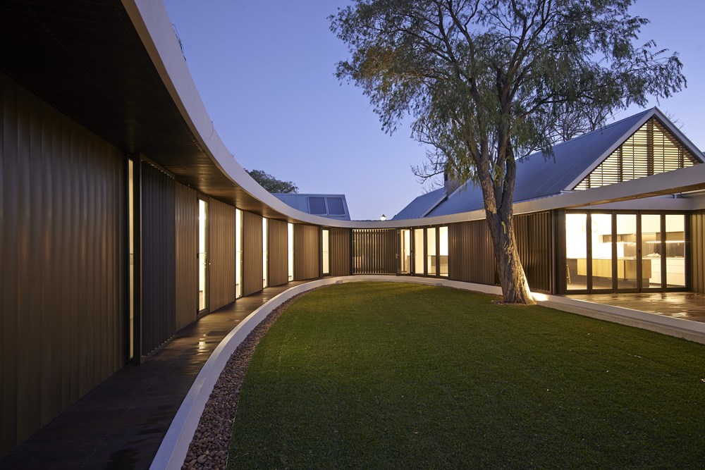 The Subiaco Oval by Luigi Rosselli Architects 01