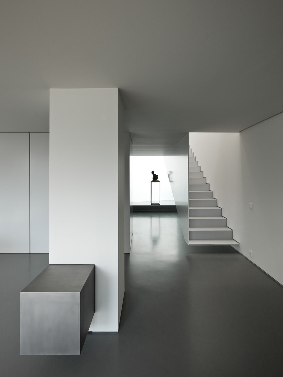 House Ricardo Pinto by Correia Ragazzi Arquitectos 10