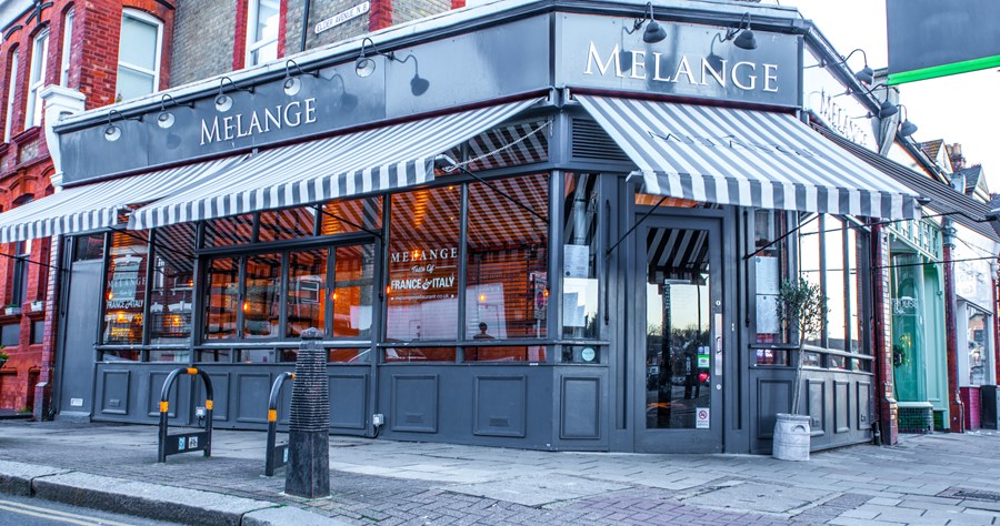 Melange restaurant in London by In Arch 16