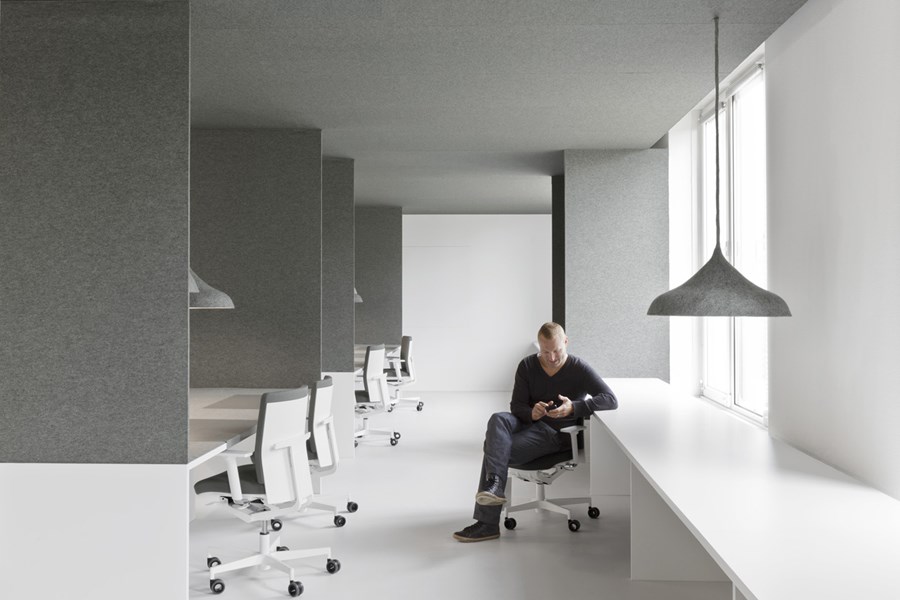 Office 04 by i29 interior architects 07