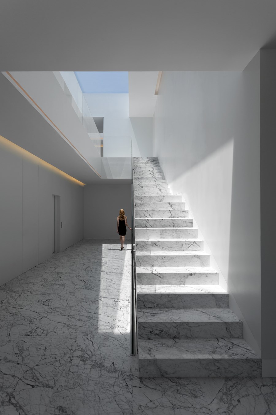 Aluminium House by Fran Silvestre Arquitectos 06