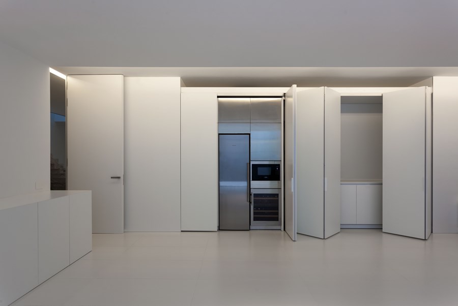 Aluminium House by Fran Silvestre Arquitectos 18