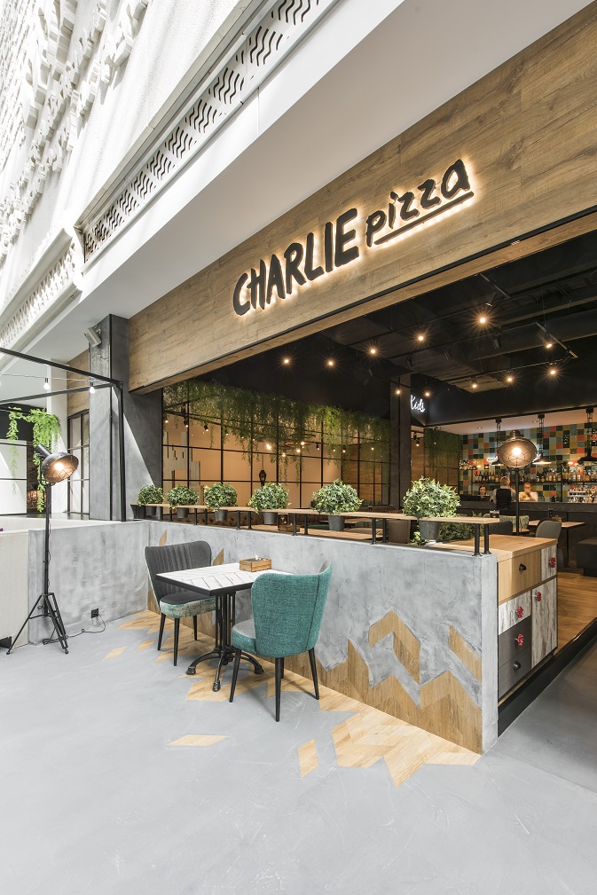 charlie-pizza-restaurant-by-in-arch-12