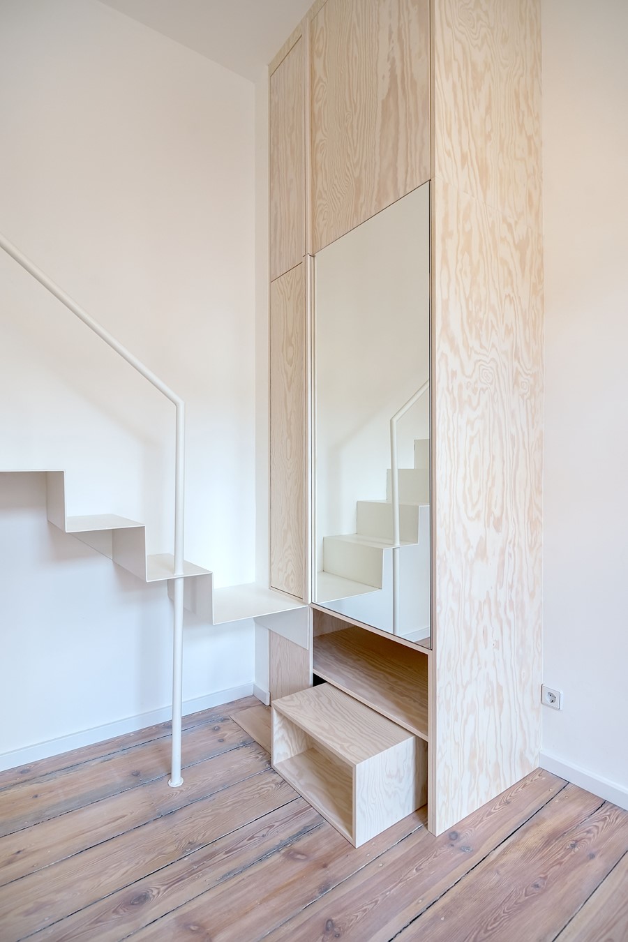 micro-apartment-in-berlin-moabit-by-spamroom-johnpaulcoss-11