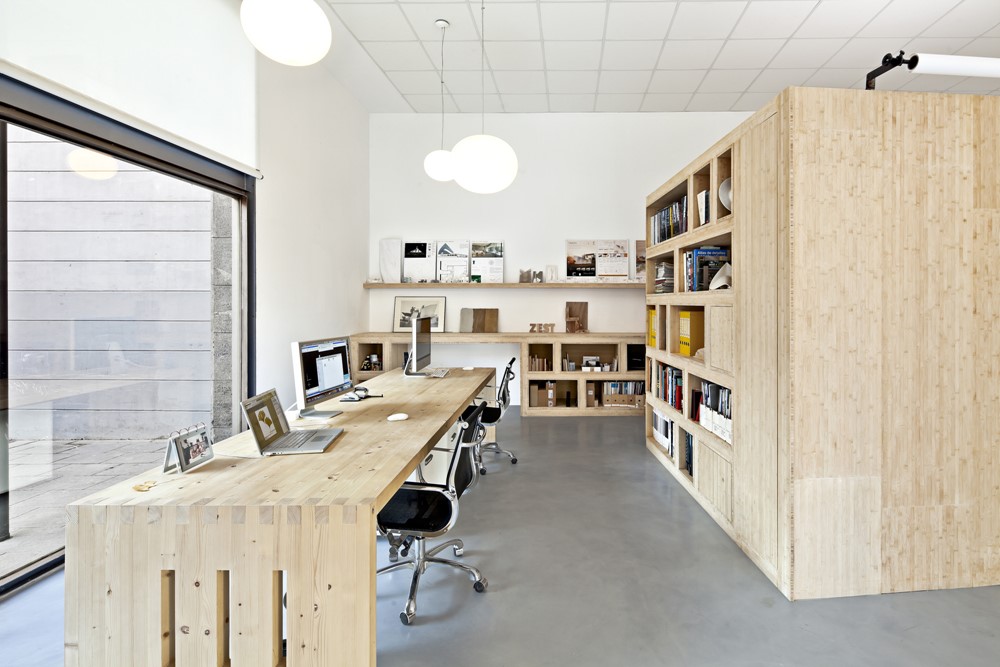 Office Dones del 36 by Zest Architecture