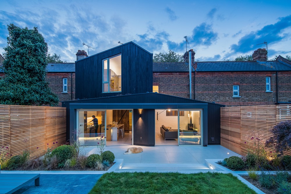 Black Ridge House by Neil Dusheiko Architects