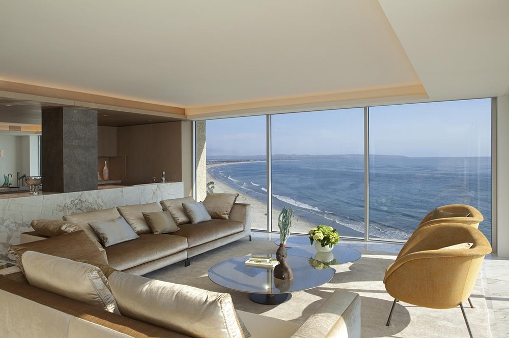 Ocean Penthouse by Safdie Rabines Architects
